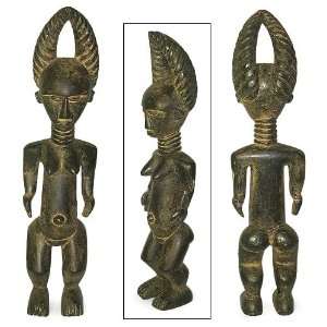  Buabasa Figure, statuette