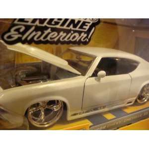 Jada Bigtime Chevy Chevelle SS 1969 White rubber tread highly detailed 