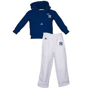  New York Yankees Toddler Pullover Hoodie & Pant Set by 