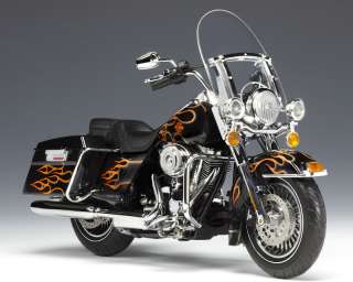 Harley Davidson FLHR Road King Black w/Edge Flame  