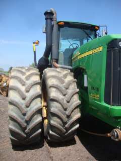 John Deere 9520  used tractors scraper pull tractors 