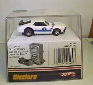 New Hot Wheels Sizzlers 70 Mustang Boss 302 white    2007 Target 
