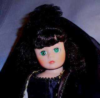 1992 Madame Alexander SCARLETT in Black Ballgown  