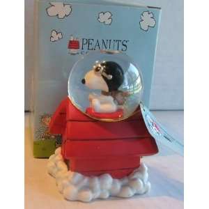  Vintage Peanuts Collection 2 Ceramic Figurine Snoopy Red Baron 