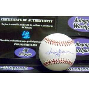  Reggie Jackson Signed Ball   Autographed Baseballs Sports 