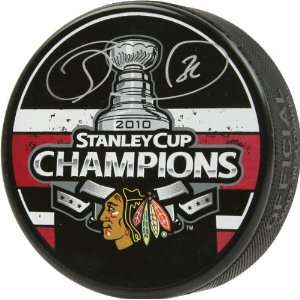 Dave Bolland Chicago Blackhawks Autographed 2010 Stanley Cup Champions 