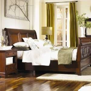  Lansford Park Ridgemont Sleigh Bedroom Set in Distressed 