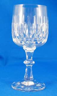 Schott   Zwiesel Crystal FLAMENCO Wine Glass 6.375” Vertical Cuts 