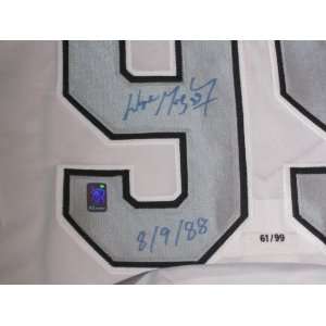  WGA  Wayne Gretzky Signed GREAT TRADE Jersey 61/99 Sports 