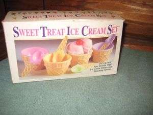 Sweet Treat Ice Cream Set   Bowls & Spoons  