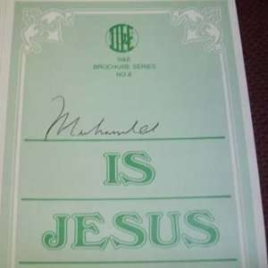 Muhammad Ali Autographed Religious Pamphlet  Sports 