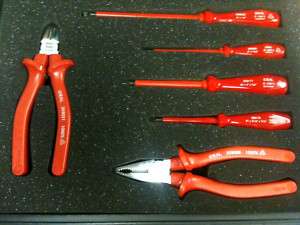 IDEAL Insulated Tool Kit 4 Screwdrivers 2 Wire Cutters  
