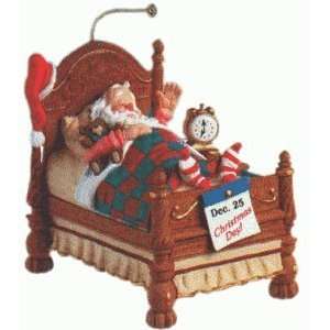 Hallmark 2001 Magic Keepsake Ornament Snoozing Santa   Movement 