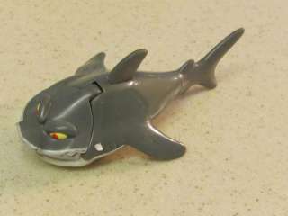 Disney WM Nemo Shark Tale MCD Toy wheels Jaw opens Predator Fish is 5 