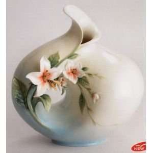 Franz Porcelain Bee & Apple Blossom flower Design Vase cont  