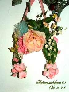 Artisan Original GOOD LUCK Real HORSE SHOE Floral Victorian Style Wall 