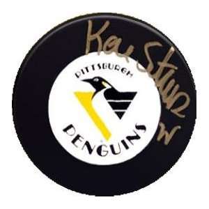  Kevin Stevens Signed Puck   )