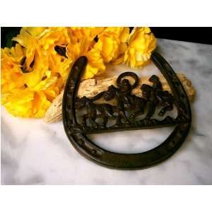  Cast Iron Horse Shoe W/ Horse Ropers REDUCED