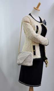 Vintage Chanel White lambskin leather Shoulder quilted pouch with 