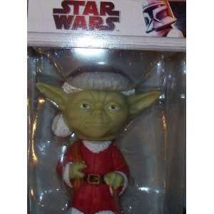  Christmas Holiday Star Wars Yoda Bobble Head NIB 