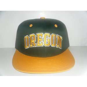  Oregon Ducks NWT Vintage Snapback Hat