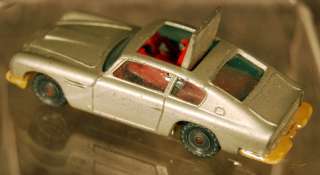 1960s CORGI   HUSKY Lot of 2 JAMES BOND 007 Aston Martin DB5 Toy Spy 