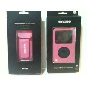  Incase iPod Classic Neoprene Sleeve   Pink (CL56133)  