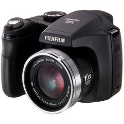 Fuji S700 7.1MP 10x Zoom Digital Camera (Refurbished)  