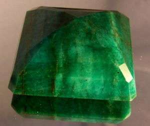 our reference only gemstone emerald weight 655ct color green clarity 