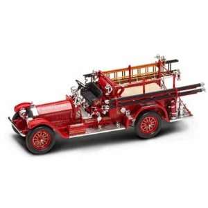  1927 American LaFrance Type 75 Fire Truck 1/24 Red Toys 