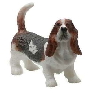 Dollhouse Miniature 1/2 Scale Basset Hound Toys & Games