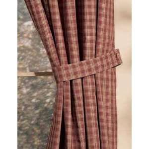  Sturbridge Country Lined Panels with Ties