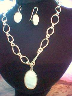   Mother Pearl MOP white shell pendant Necklace & Earrings Set  