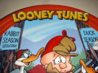 LOONEY TUNES Bugs Bunny Elmer Fudd Daffy Plate RARE  