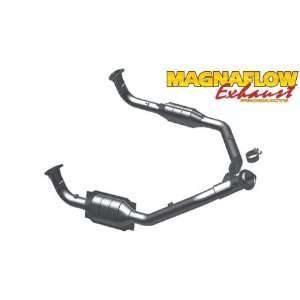  Magnaflow 49721   Direct Fit Catalytic Converter 