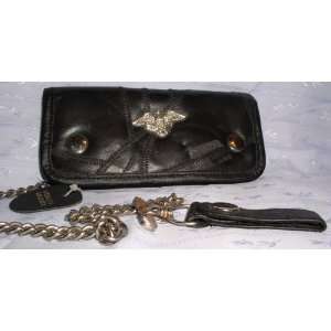   MENS LEATHER SAFETY WALLET W/EAGLE AND SAFETY CHAIN 