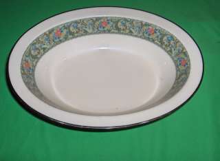 Up for sale is a beautiful vintage 45 piece set made by Noritake china 