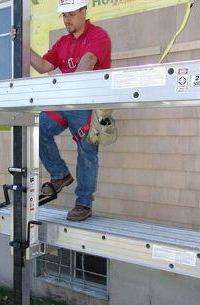 24 Aluminum Scaffolding System w/ (2) 14X24 Planks  