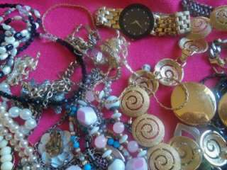   LOT OF COSTUME JEWELRY~BROOCHES~NECKLACES~BRACELETS~ WATCHES  
