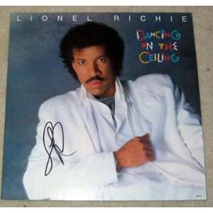 LIONEL RICHIE autographed SIGNED #1 Record 
