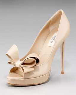 Top Refinements for Suede Bow Pump