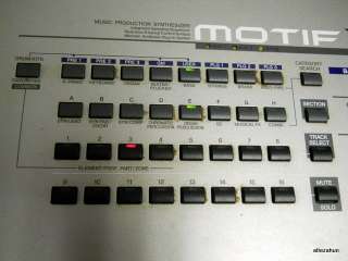 YAMAHA MOTIF 7 Keyboard Music Production Synthesizer Workstation 