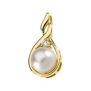   14K Yellow Gold 07.00 Mm Cultured Pearl And Diamond Pendant Jewelry