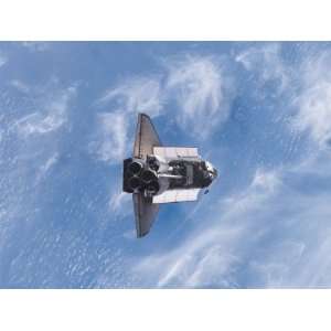  Space Shuttle Edeavour as Seen from the International Space 