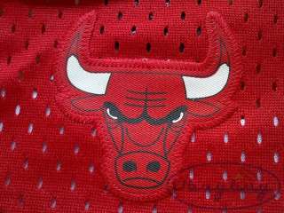New Michael Jordan Chicago Bulls #23 Swingman Classic Jersey Red/Black 