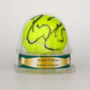  Roger Federer Autographed Tennis Ball